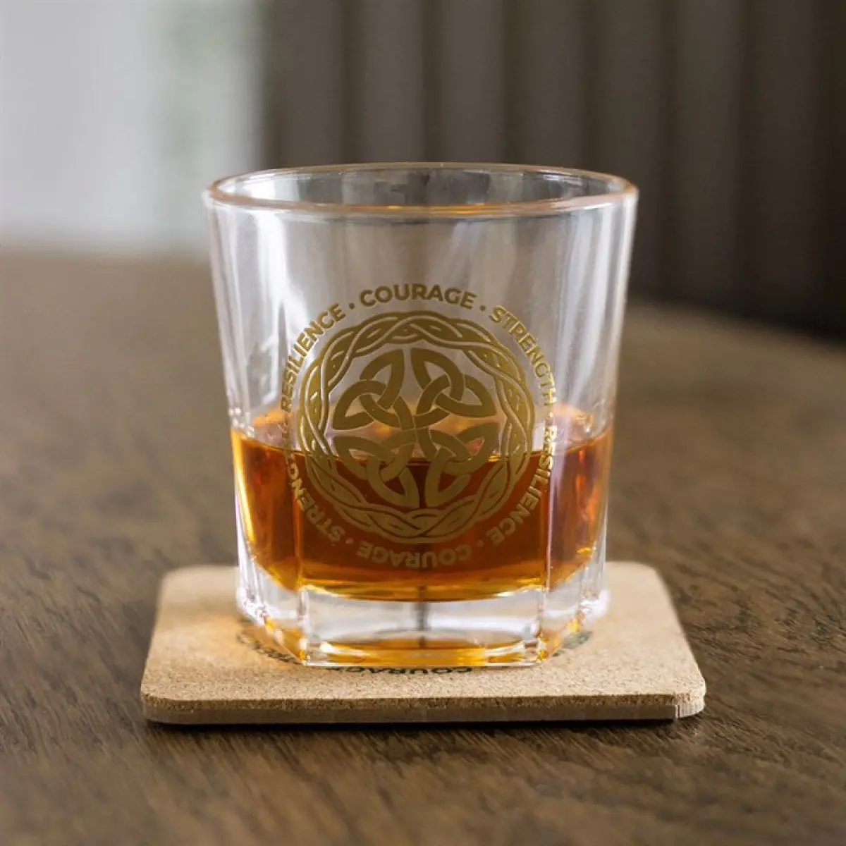 Celtic shield knot whisky glass with coaster