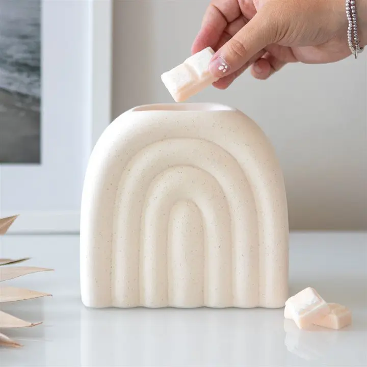 Cream speckled arch oil burner